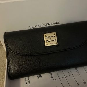 Continental Wallet